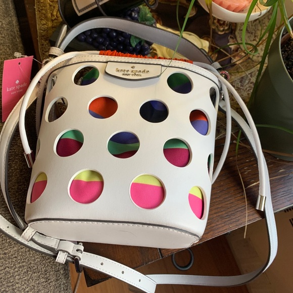 Authentic Kate spade leather drawstring Crosby😘 - Picture 8 of 14